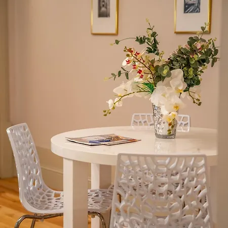 Historic: 1br W/ Private Patio By Lovelystay Διαμέρισμα *